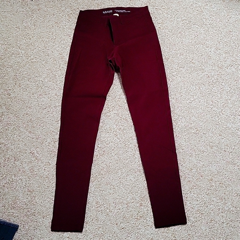 Beautiful burgundy/wine high rise pants